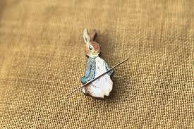 Blue Coat Peter Rabbit Needle Minder
