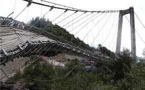 4 missing after bridge collapse in