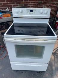 Whirlpool Electric Glasstop Stove