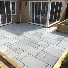Kandla Grey Sandstone Paving Mick