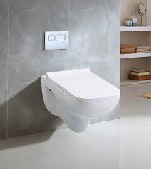 Wall Hung Toilet With Slim Pp Seat Cover