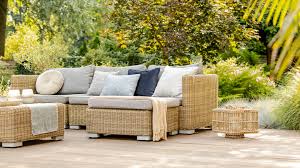 Outdoor Cushions And Pillows