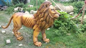 Multicolor Fiber Made Lion For