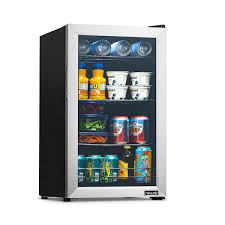 Can Beverage Cooler With Glass Door In