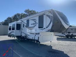 2016 Heartland Rv Bighorn 3270 Rs Fifth