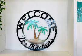 Personalized Welcome Palm Tree Scene