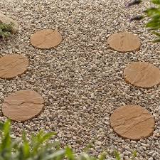 Grey And White Garden Gravel Chippings