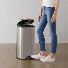 10 Best Trash Cans Of 2024 Top