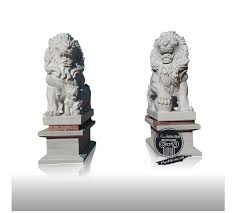 The Majestic Symbolism Of Lion Head Statues