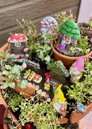 How To Make A Broken Pot Fairy Garden
