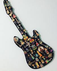 Hard Rock Cafe Guitar Shaped Pin