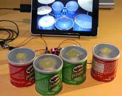 Turn Mini Pringles Cans Into Electronic