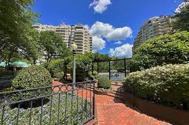 Somerset House Condos In Chevy Chase Md