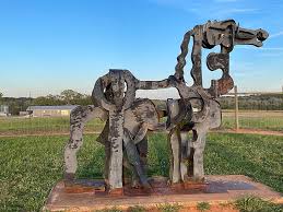 Iron Horse Sculpture Wikipedia