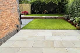 Light Buff Smooth Sandstone Paving Slabs