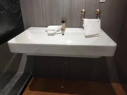 Ceramic Kohler Wall Mounted Wash Basin