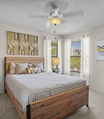 Luxury Lofts 1 2 Bedroom Apartments