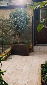 Hampstead Compact Courtyard Hine