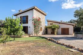 Self Sufficient Country House With Pool