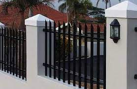 Exterior Wall Fences With Palisades