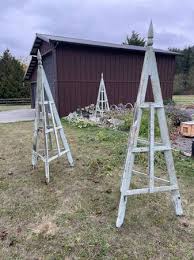 Roughly 8 Tall Obelisk Trellis 4