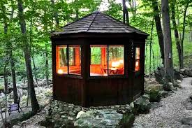Water Forest Retreat Octagon Tiny