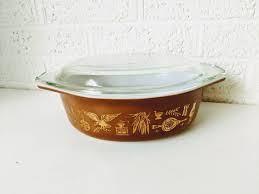 Vintage Pyrex Early American Gold On