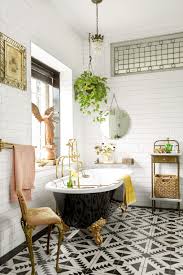 Clawfoot Tub Ideas For Your Bathroom