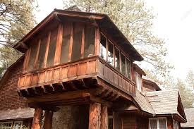 Classic Vintage Log Cabin Alpine