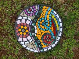 Psychedelic Round Mosaic Garden