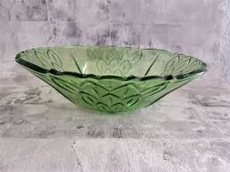 Green Glass Bowl Serving Bowl Green