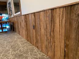 Reclaimed Rustic Wood Planks Wall
