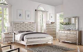 Elegant Mirrored Bedroom Furniture 35