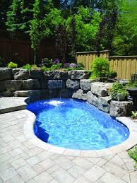 Swimming Pool For Your Small Backyard