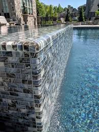Beautiful Glass Tile Clean Lines Pool