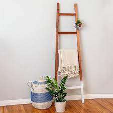 How To Make A Diy Blanket Ladder Using