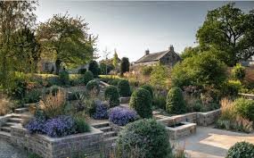 Contemporary Garden Design Ideas