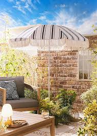 Streetwize 1 8m Striped Fringed Parasol