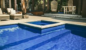 The Icon Diving Pool Spa Tan