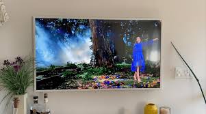 2022 samsung the frame tv review small