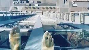 Glass Bottom Pool Will Freak You Out
