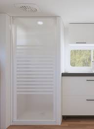 Nautilus Shower Door Stoett