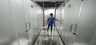 Semi Transpa Glass Bathrooms Open