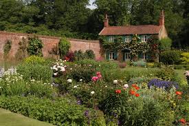 Private Gardens Opening For Ngs In May
