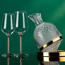 Tilting Luxury Decanter Wine Set