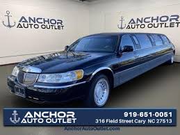 Pre Owned 2001 Lincoln Town Car Limo
