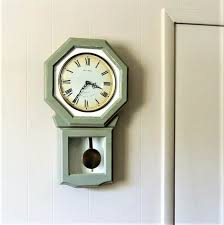How To Paint A Wood Wall Clock