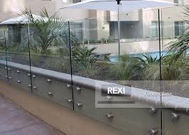 China Glass Fence Panels Suppliers