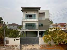 Detached House For Floor Area