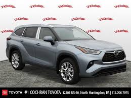 New 2024 Toyota Highlander Limited 4d